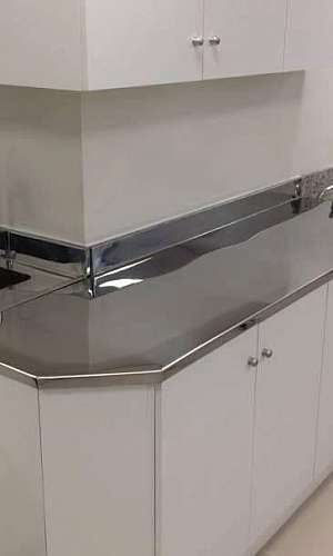 Bancada de inox para laboratório Bancada de inox para laboratório