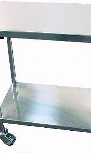 Móveis hospitalares em aço inox  Móveis hospitalares em aço inox